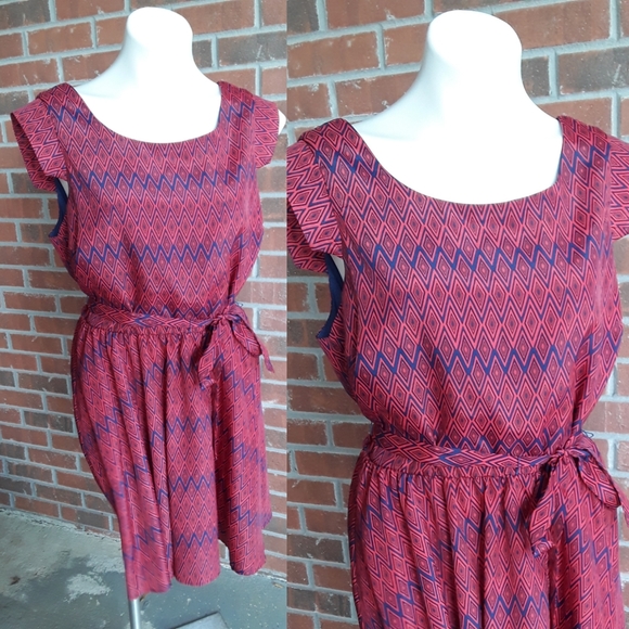 🍁CLOSET CLEAR OUT 5/$20🍁 Sequin Hearts Dress - Picture 1 of 3